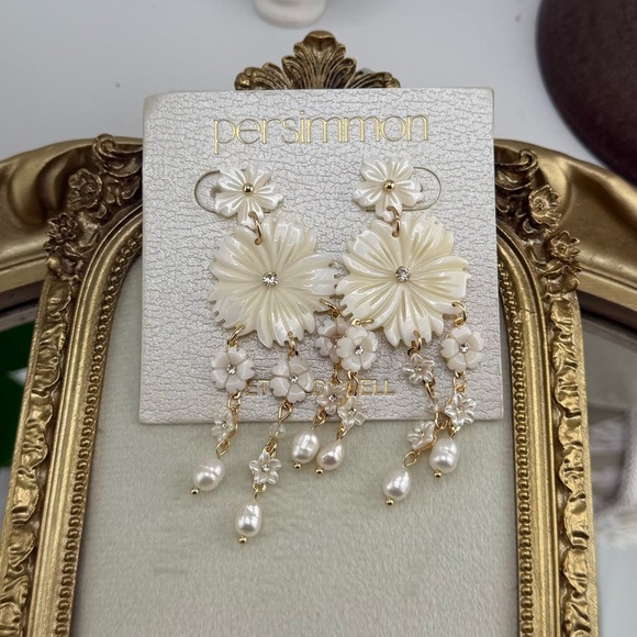 Persimmon Etched Shell Floral Drop Earrings - Picture 3 of 10